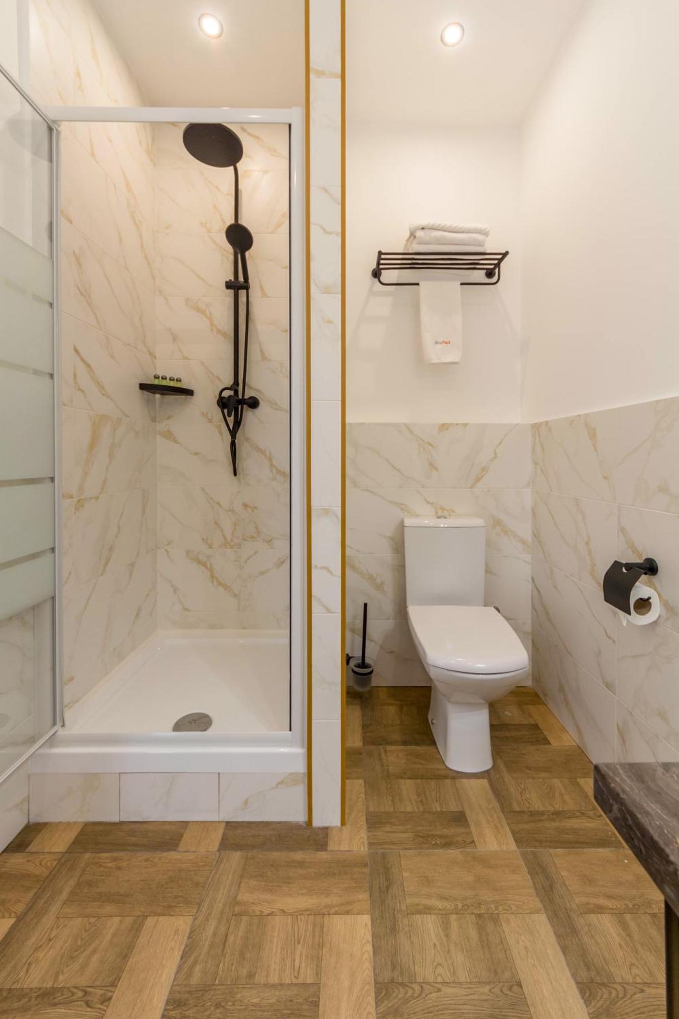 Design Apartments With Panoramic View Kyiv Exterior photo